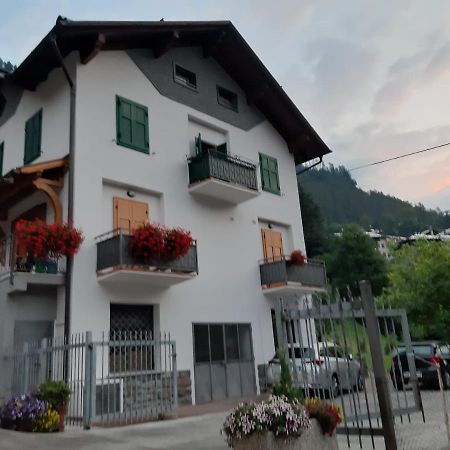 Apartamento Casa Stefani Commezzadura Exterior foto